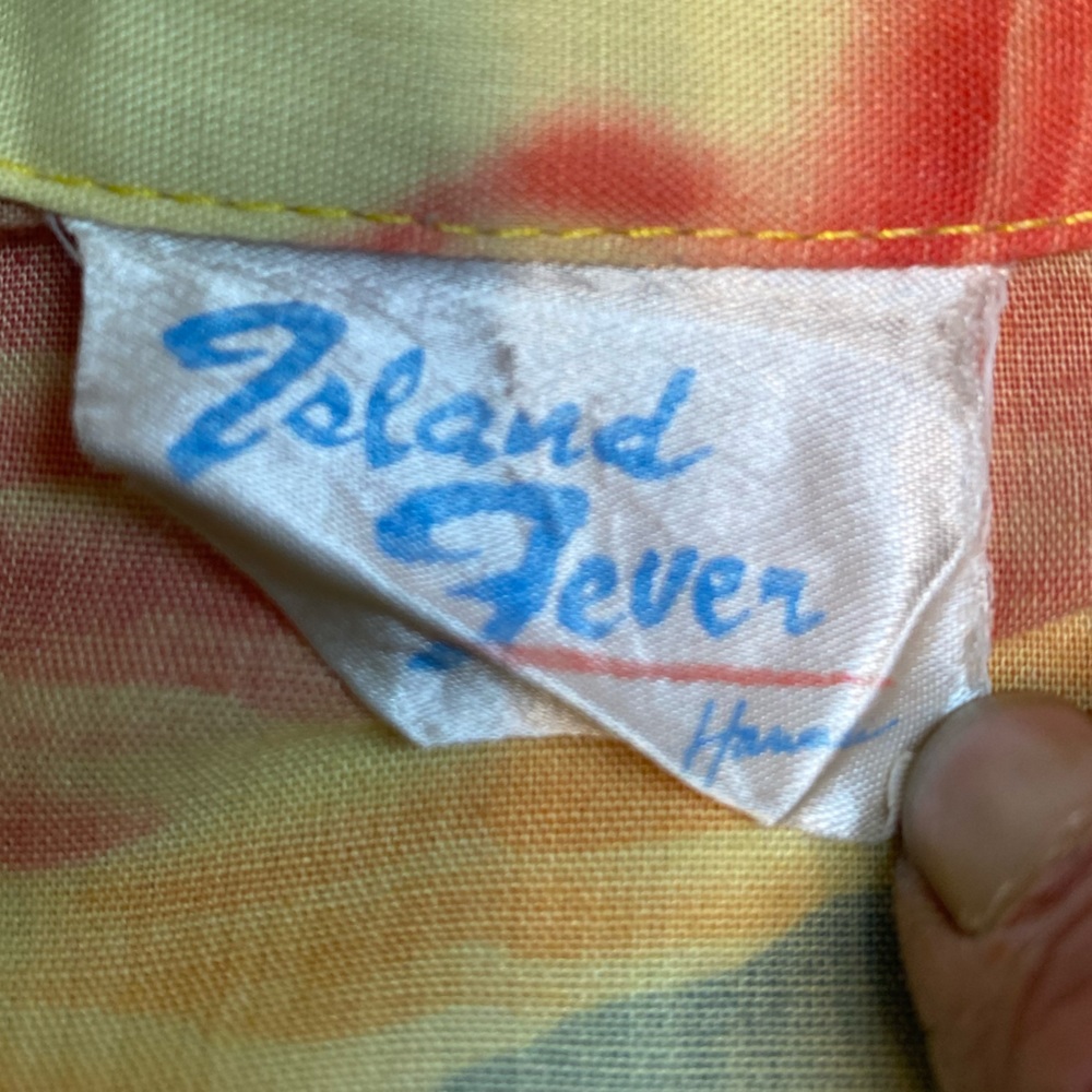 Vintage 1980s Island Fever Hawaiian Shirt. Size L - Picture 6 of 8